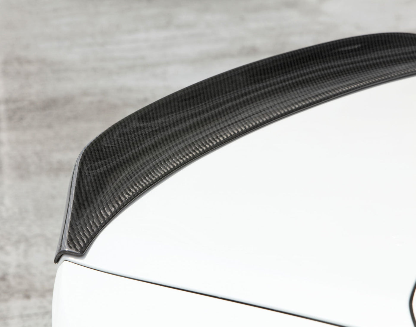 Carbon Fiber Rear Spoiler For Aston Martin Vantage Motor Vehicle Frame & Body Parts