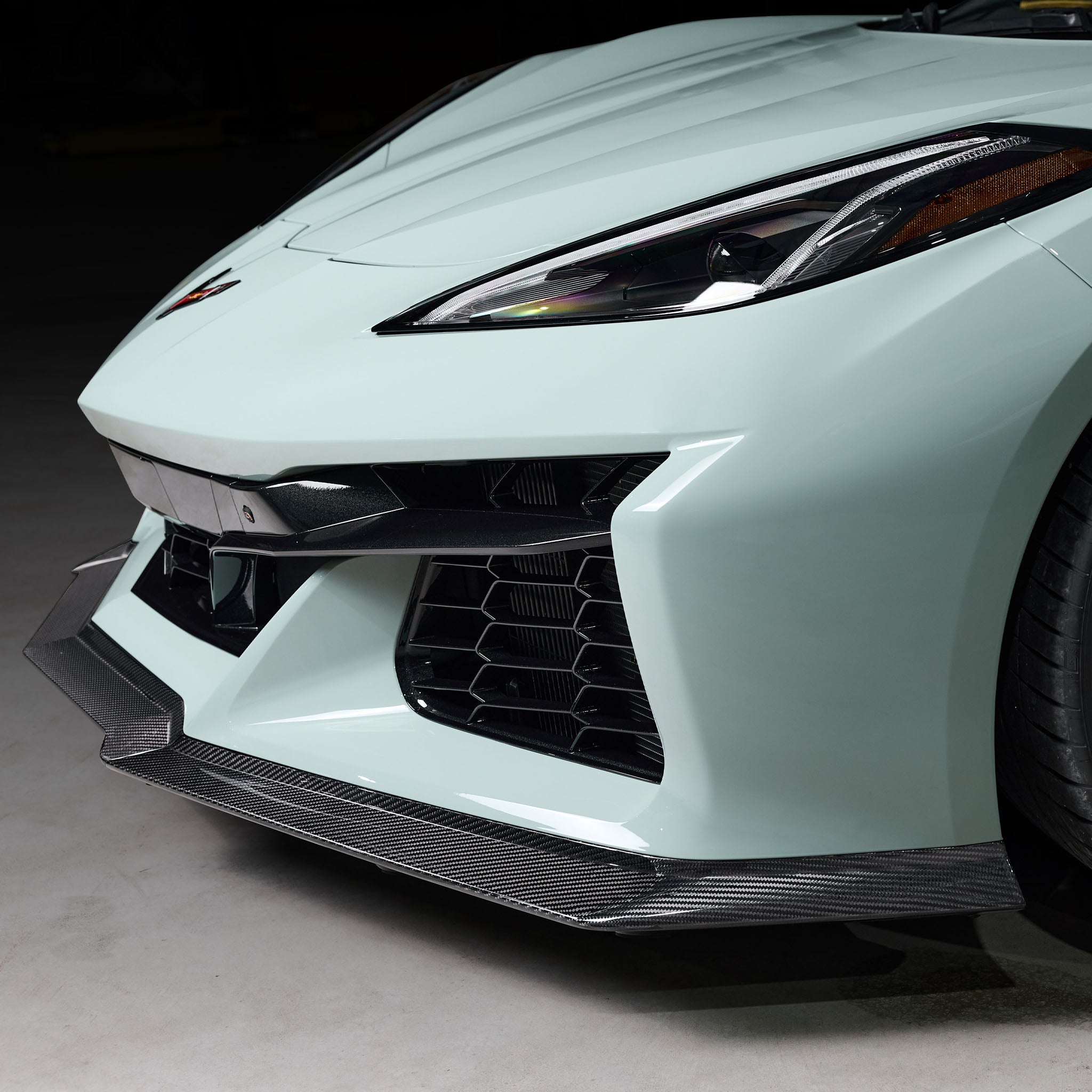 Racing Sport concepts フロントリップ C8 Z06 Carbon Fiber Front Splitter | Corvette C8 Z06 3-Piece